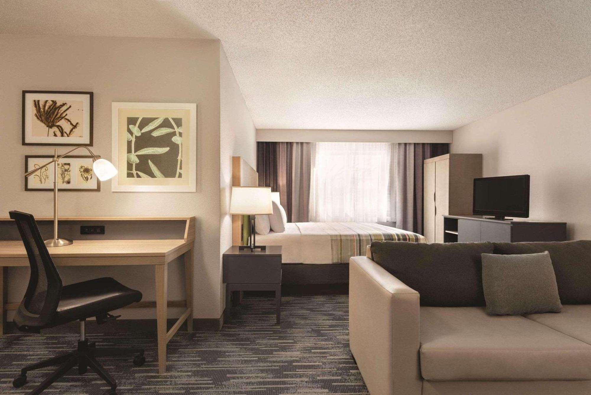 Country Inn & Suites By Radisson, Northfield, Mn Bagian luar foto