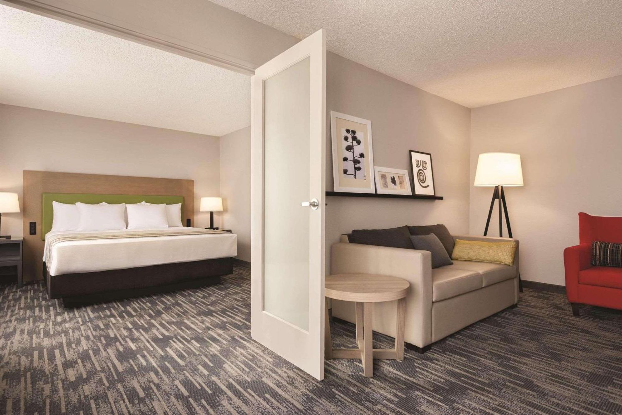 Country Inn & Suites By Radisson, Northfield, Mn Bagian luar foto