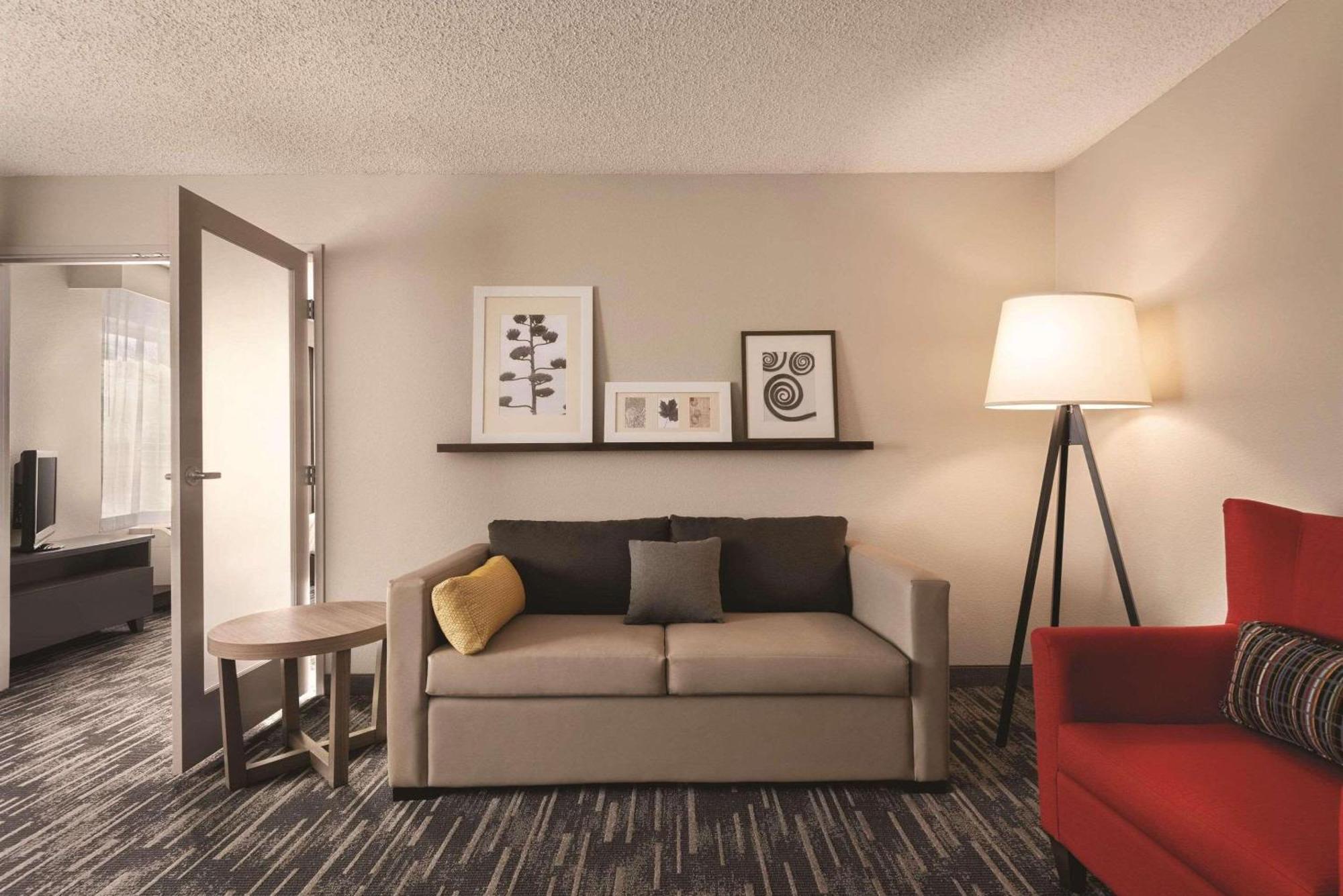 Country Inn & Suites By Radisson, Northfield, Mn Bagian luar foto